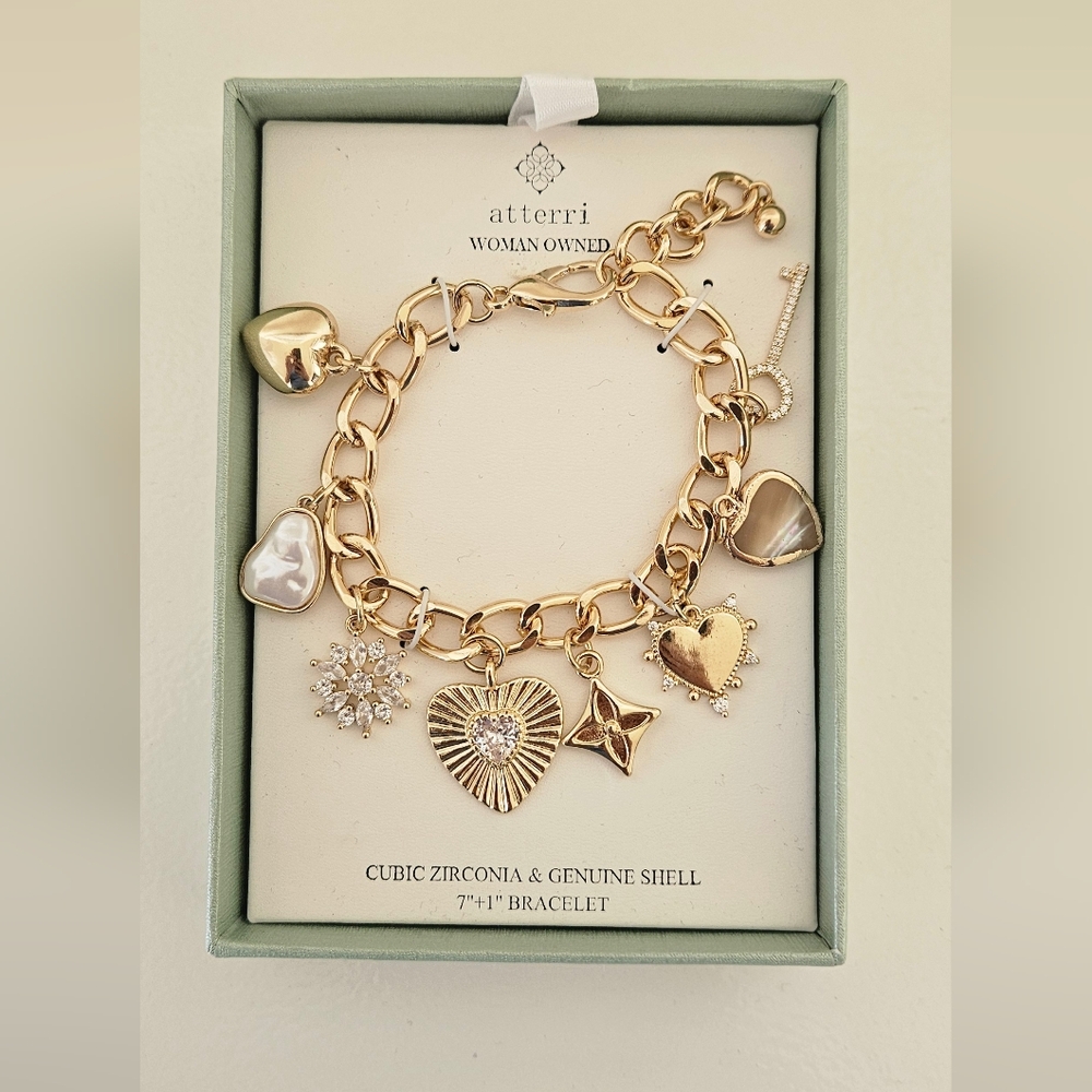 Atteri Cubic Zirconia Shell Charm Bracelet